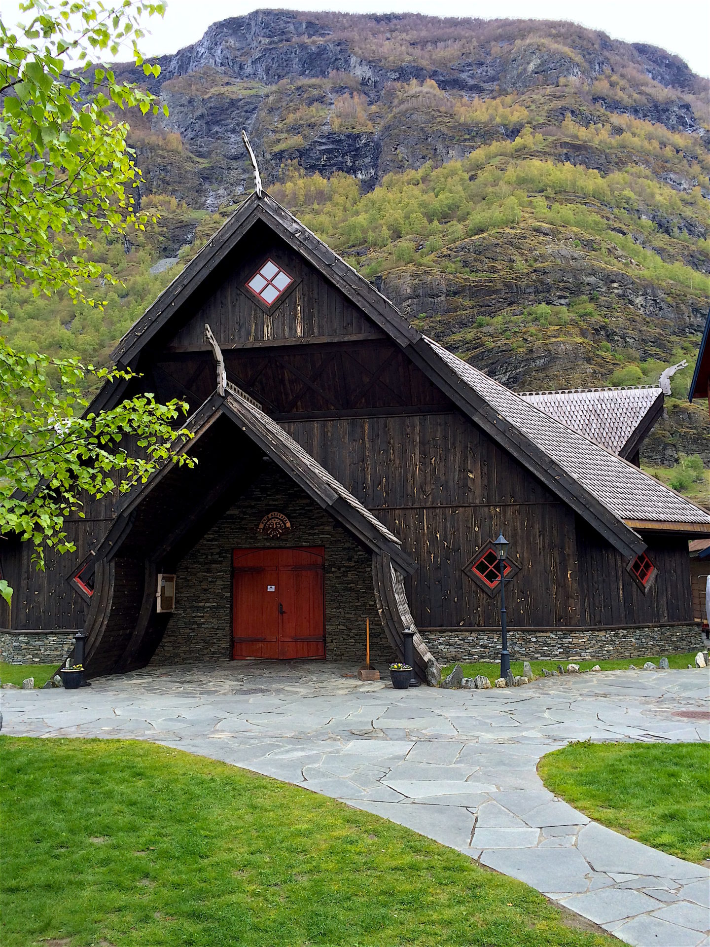 Norway in a Nutshell - Review - Aye Wanderful